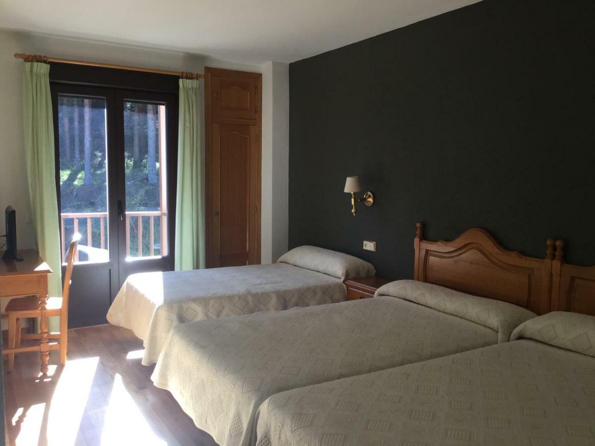 Hotel Cinco Castanos Candelario Extérieur photo